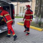Безпечне транспортування лежачих хворих: як обрати надійну службу медичних перевезень