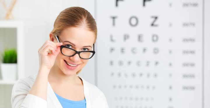 Чи можна перевірити зір онлайн: переваги та обмеження тестів у мережі