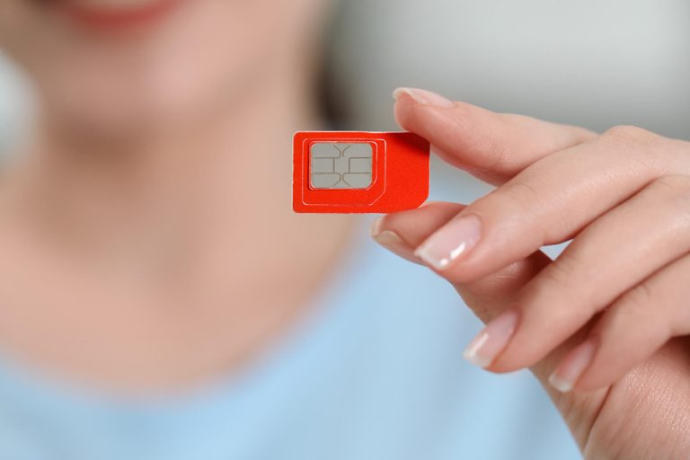 SIM-карта Англии: британский номер для SMS, регистрации и поездок